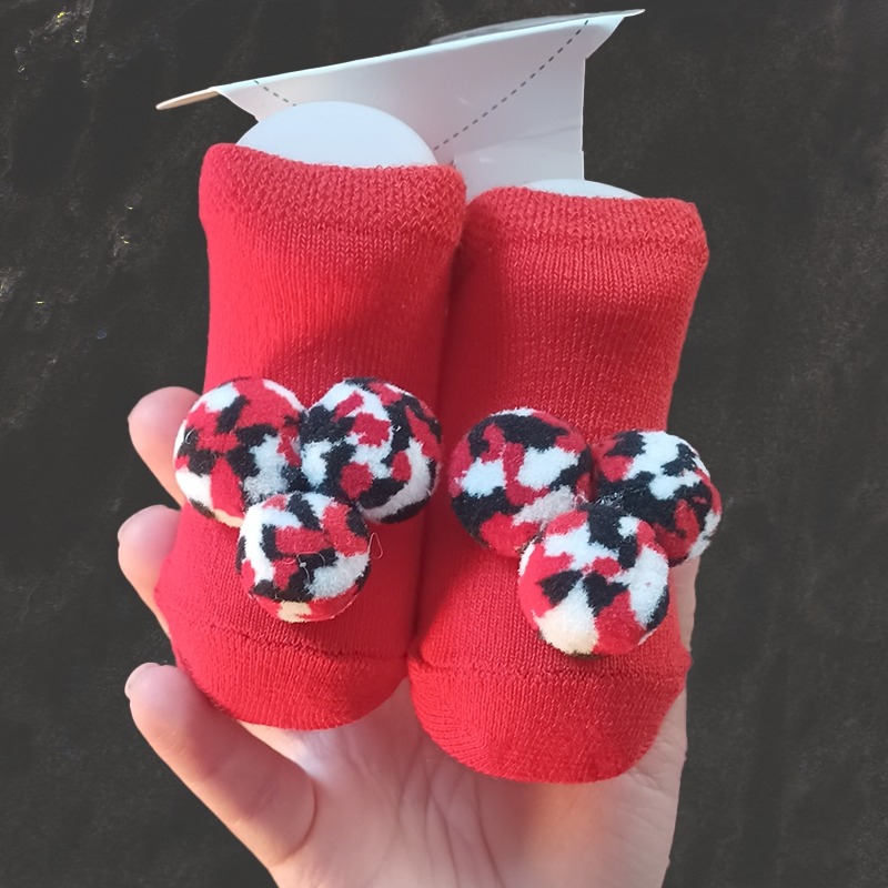 جوراب توپ دار